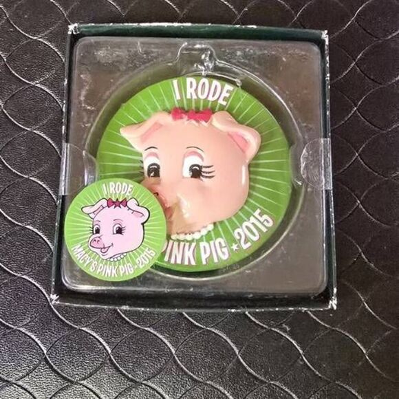 Rare Macy's 2015 Pink Pig Ornament - Picture 1 of 6